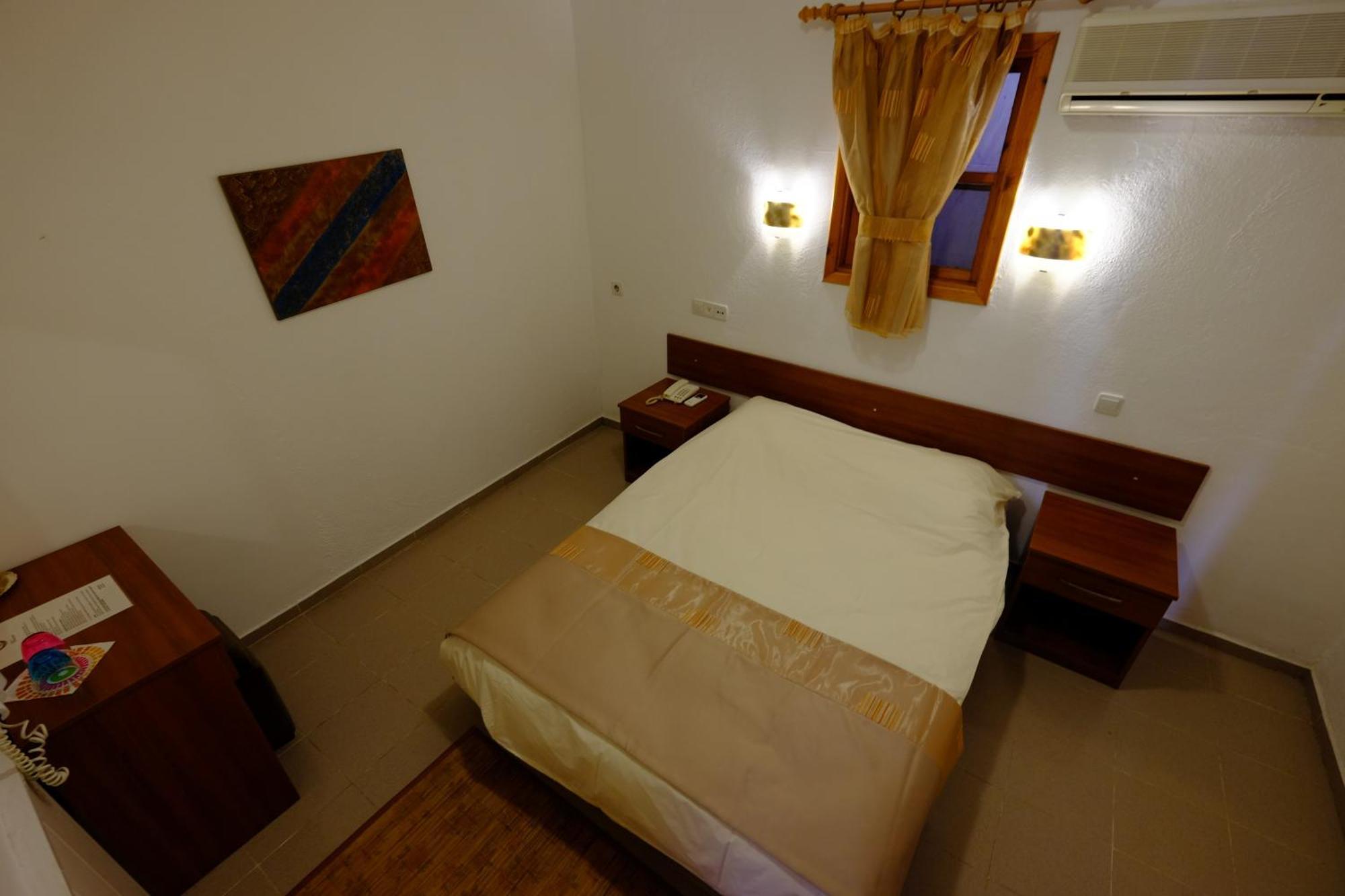 Flying Dutchman Hotel Oludeniz Bagian luar foto