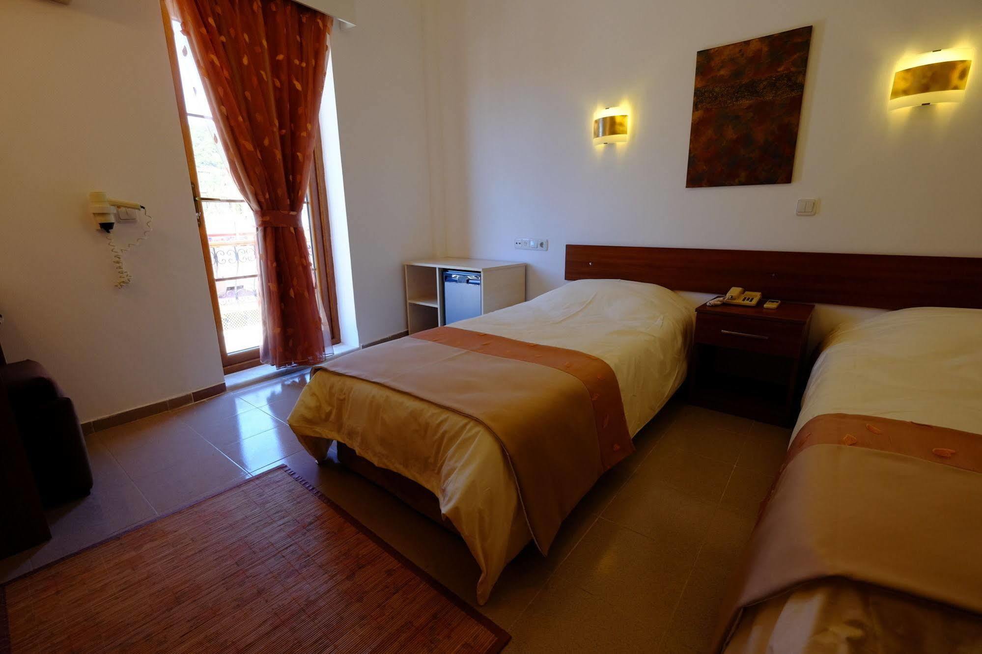 Flying Dutchman Hotel Oludeniz Bagian luar foto